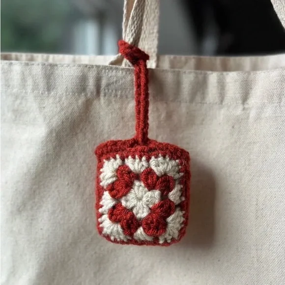 White Star Charm - Picture 3 of 4